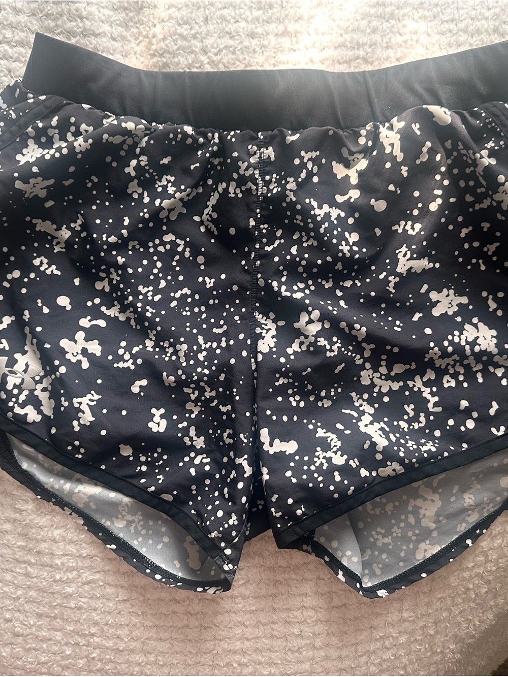 Under Armour Women's Fly-By 2.0 Printed Running Shorts - Size Small